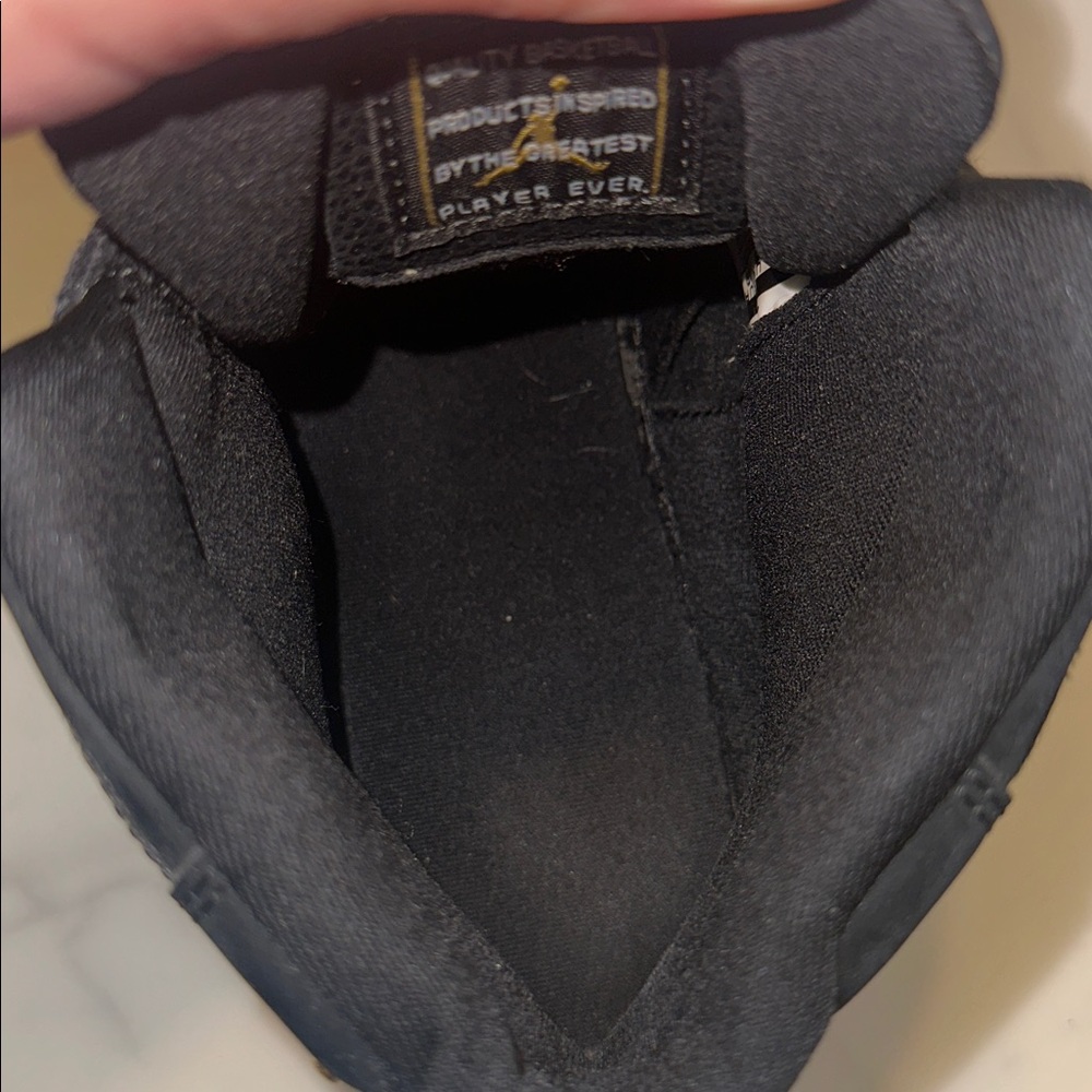 Jordan 11 RETRO HEIRESS BLACK STINGRAY (GS) Release date - 11/24/17 - Picture 12 of 15